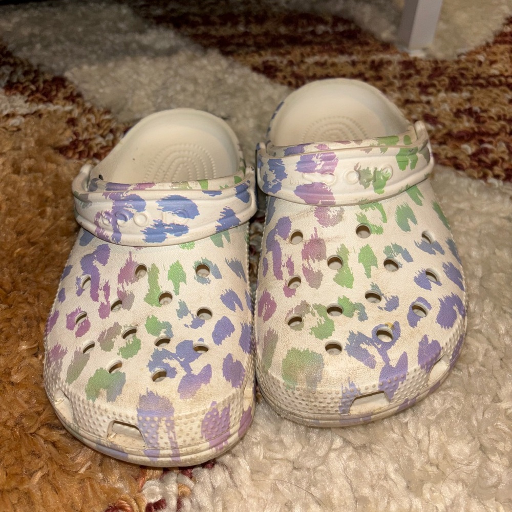 Pre-loved Crocs